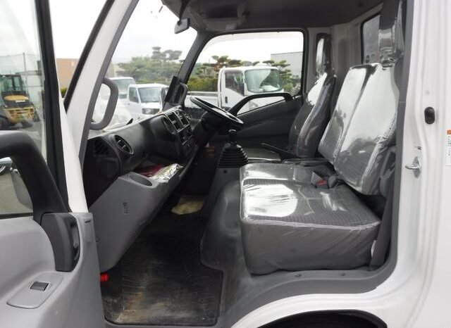 2015 Toyota Dyna Crane Truck full