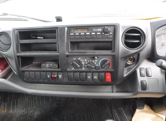 2015 Toyota Dyna Crane Truck full