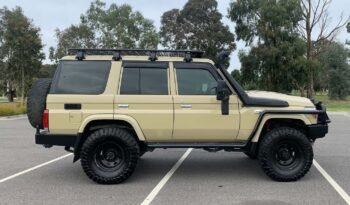 2020 Toyota Land Cruiser 5 doors full