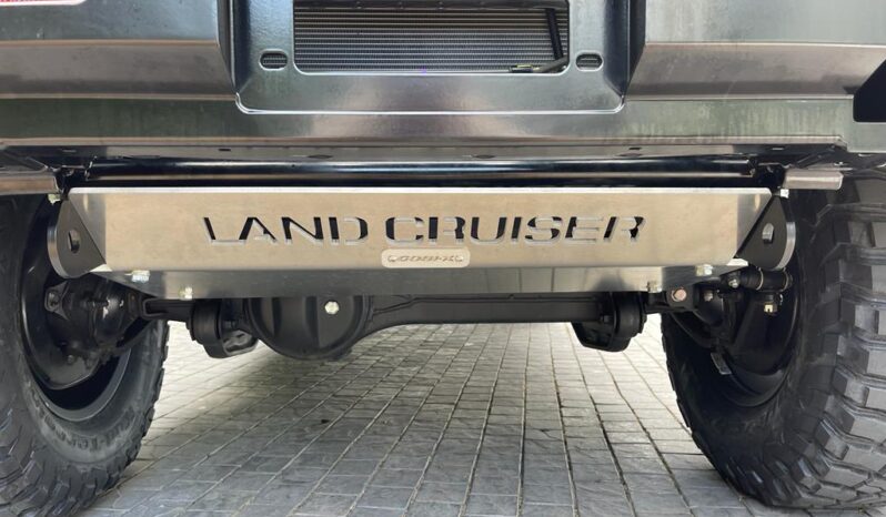 2023 Toyota Land Cruiser 79 4.5D LX V8 Double Cab full