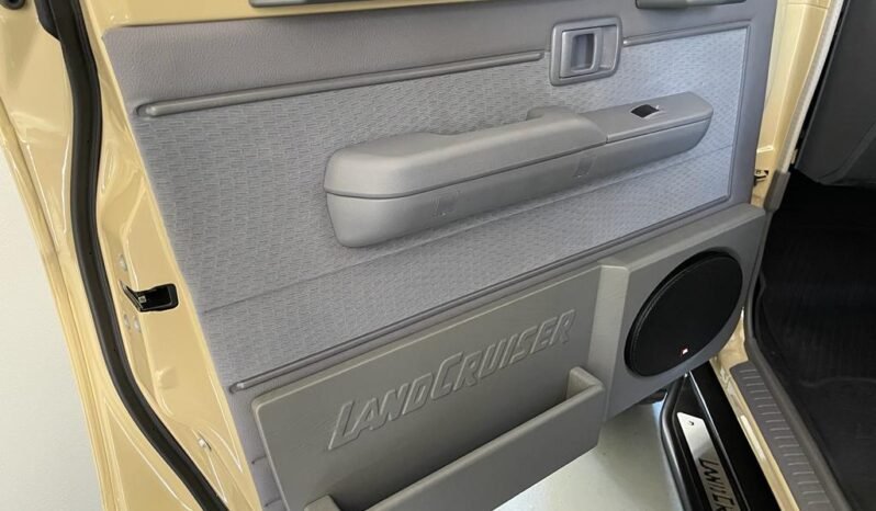 2022 Toyota Land Cruiser 76 Series 4.5 LX V8 Station Wagon full
