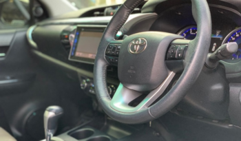 2015 Toyota Hilux Revo full