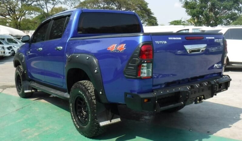 2015 Toyota Hilux Revo full