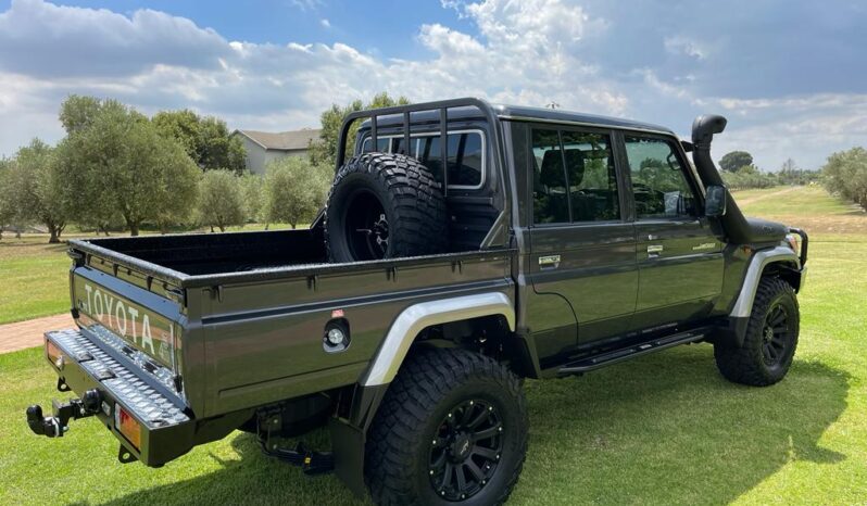 2023 Toyota Land Cruiser 79 4.5D LX V8 Double Cab full