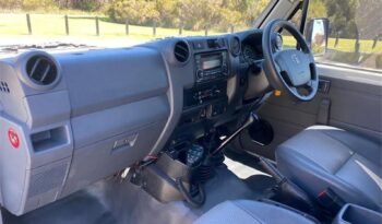 2016 toyota land cruiser 10 seater full