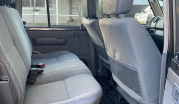 2016 Toyota Land Cruiser Pickup full