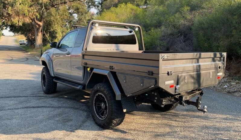 2017 Toyota Hilux single cubs full