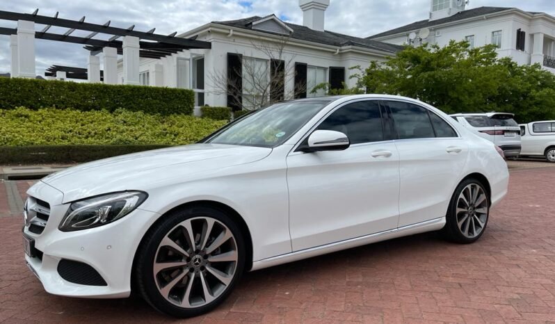 2017 Mercedes Benz C220D Avantgarde Auto full