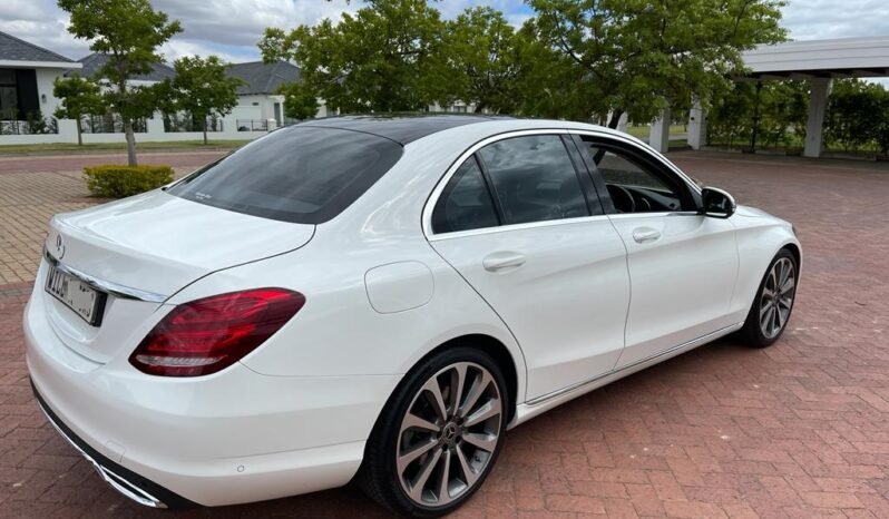 2017 Mercedes Benz C220D Avantgarde Auto full