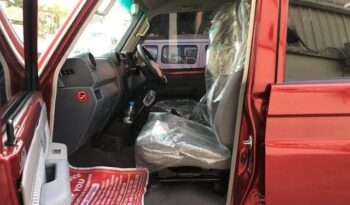 2015 Toyota Land Cruiser Pickup full