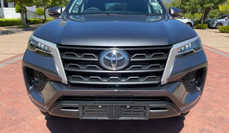 2022 Toyota Fortuner 2.4 GD6 Auto 4×4 full