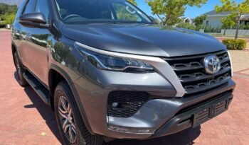 2022 Toyota Fortuner 2.4 GD6 Auto 4×4 full