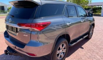 2022 Toyota Fortuner 2.4 GD6 Auto 4×4 full