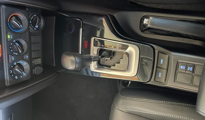 2022 Toyota Fortuner 2.4 GD6 Auto 4×4 full