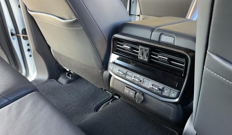 2023 Toyota Land Cruiser 300 3.3D GR Sport full