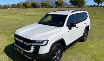 2023 Toyota Land Cruiser 300 3.3D GR Sport full