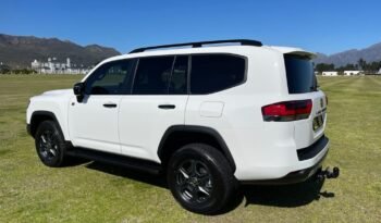 2023 Toyota Land Cruiser 300 3.3D GR Sport full