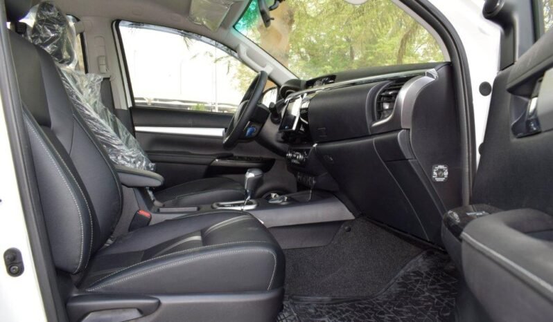 2018 Toyota Hilux 4WD. full