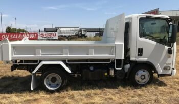 2022 Isuzu N Series NLR 45-150 Tipper full