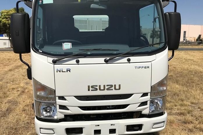 2022 Isuzu N Series NLR 45-150 Tipper full