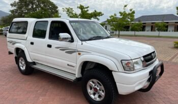 2004 Toyota Hilux 2.7i Raider DC 4×4 full