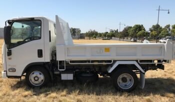 2022 Isuzu N Series NLR 45-150 Tipper full