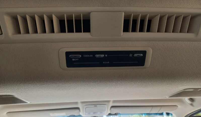 2023 Toyota Hiace 2.8 GL 11 Seater full