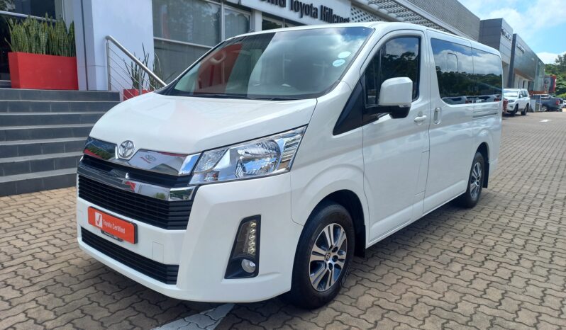 2023 Toyota Hiace 2.8 GL 11 Seater full