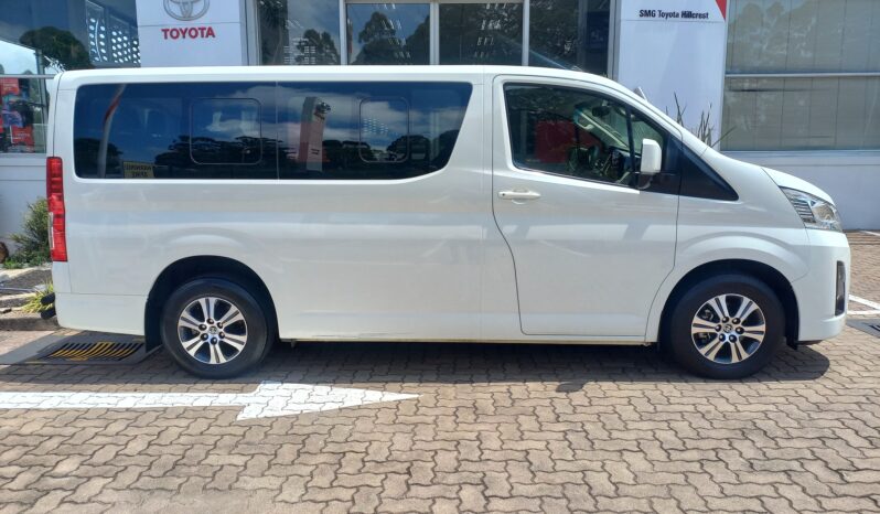 2023 Toyota Hiace 2.8 GL 11 Seater full