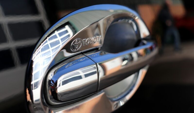 2015 Toyota Hilux Invincible double cab full