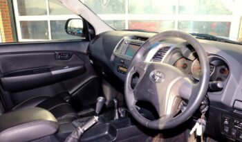 2015 Toyota Hilux Invincible double cab full