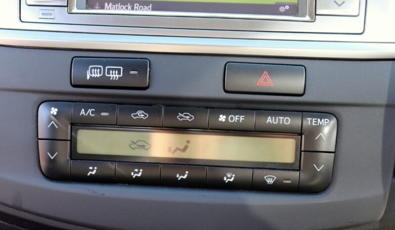 2015 Toyota Hilux Invincible double cab full