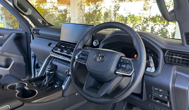 2023 Toyota LandCruiser 300 Series full