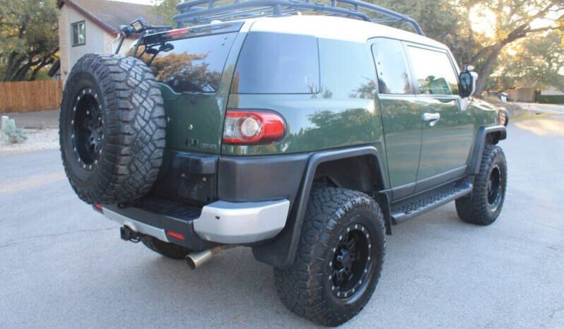 2014 Toyota FJ Cruiser full