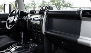 2014 Toyota FJ Cruiser full