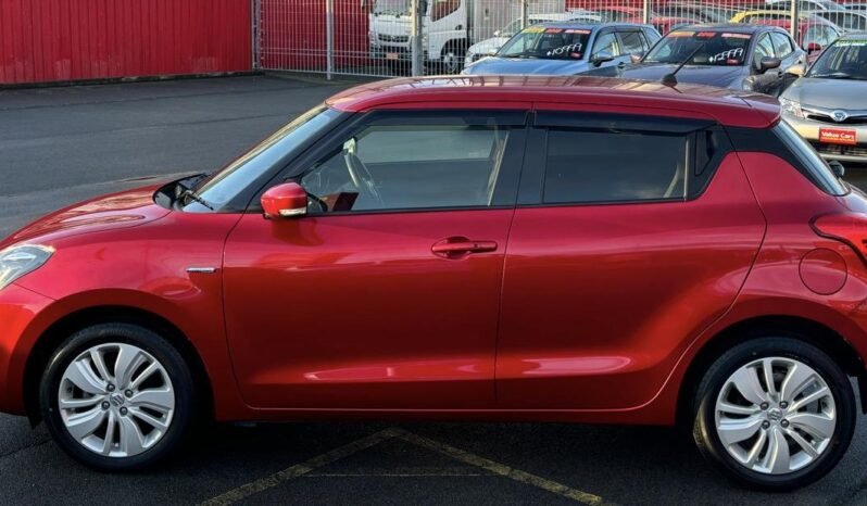 2019 Suzuki Swift Hybrid full