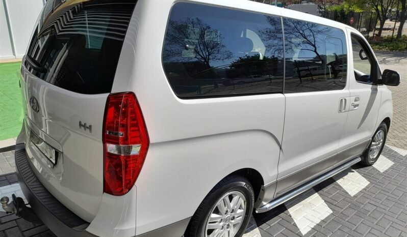 2019 Hyundai H1 2.5 CRDi Elite Auto 12 Seater full