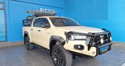 Toyota-Hilux-Legend-2-8-1-thumb