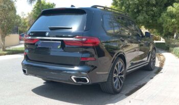 BMW X7 Mkit Xdrive 50i V8 4.4L Twin Turbo full