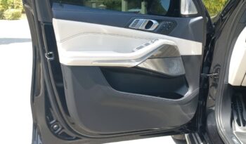 BMW X7 Mkit Xdrive 50i V8 4.4L Twin Turbo full