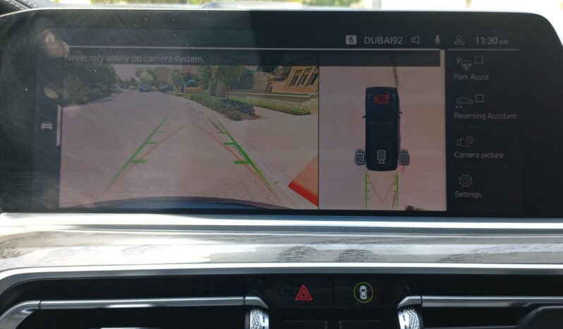 BMW X7 Mkit Xdrive 50i V8 4.4L Twin Turbo full