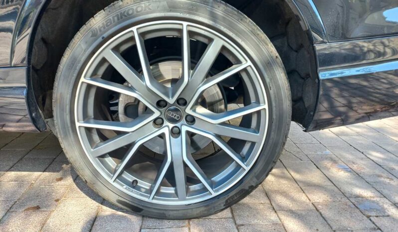 Audi Q7 45 TFSI V6 3.0L Quattro Turbocharged full