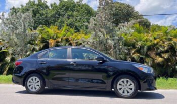 2020 Kia Rio full