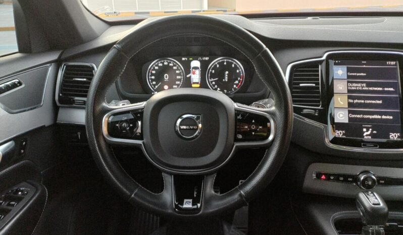 Volvo XC90 T6 R-Design 2.0L Turbo full