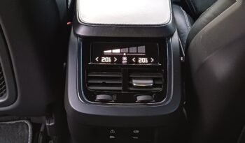 Volvo XC90 T6 R-Design 2.0L Turbo full