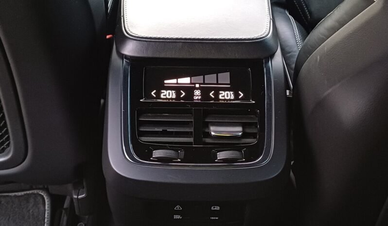 Volvo XC90 T6 R-Design 2.0L Turbo full