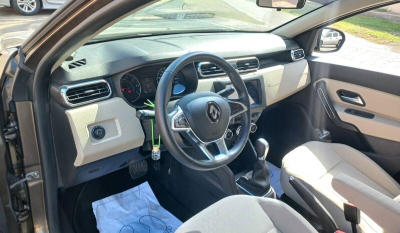 2019 Renault Duster I4 2.0L 4WD full