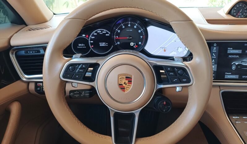 2017 Porsche Panamera V6 3.0L full