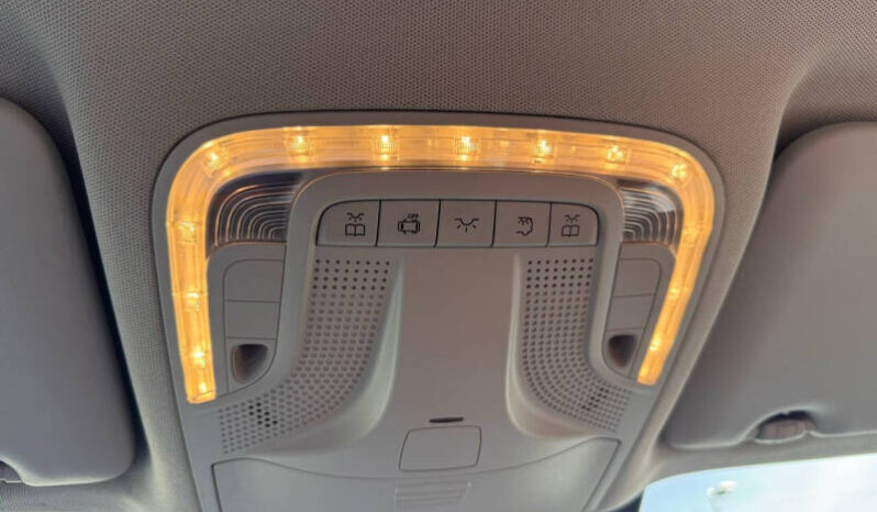 2019 Mercedes-Benz Metris full