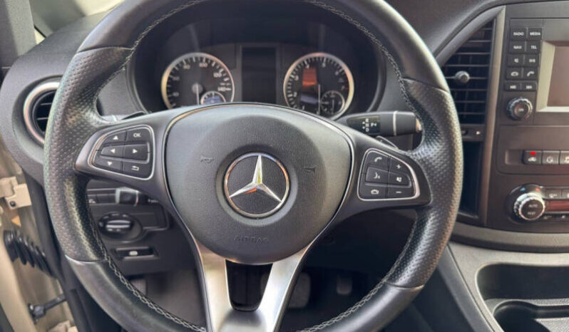 2019 Mercedes-Benz Metris full